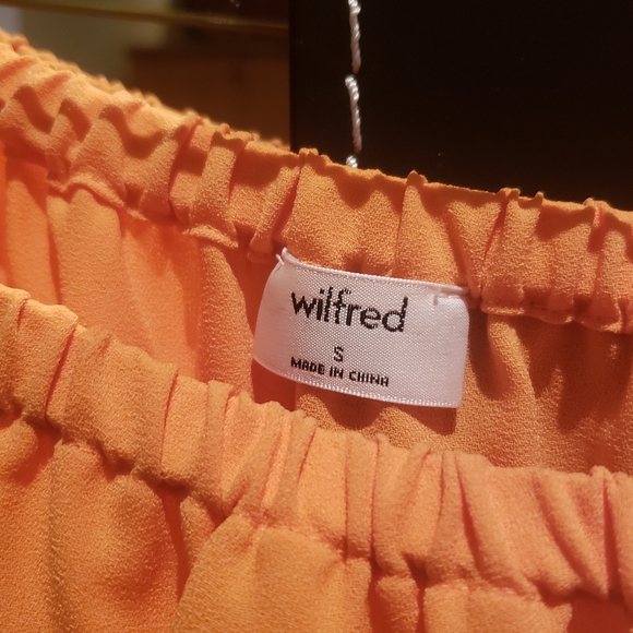 Aritzia Tie Front Crop Blouse - Picture 2 of 3